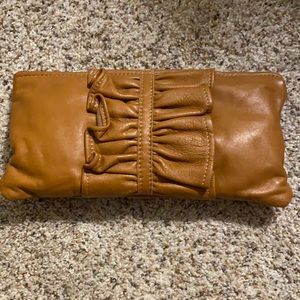 Refind Originals clutch